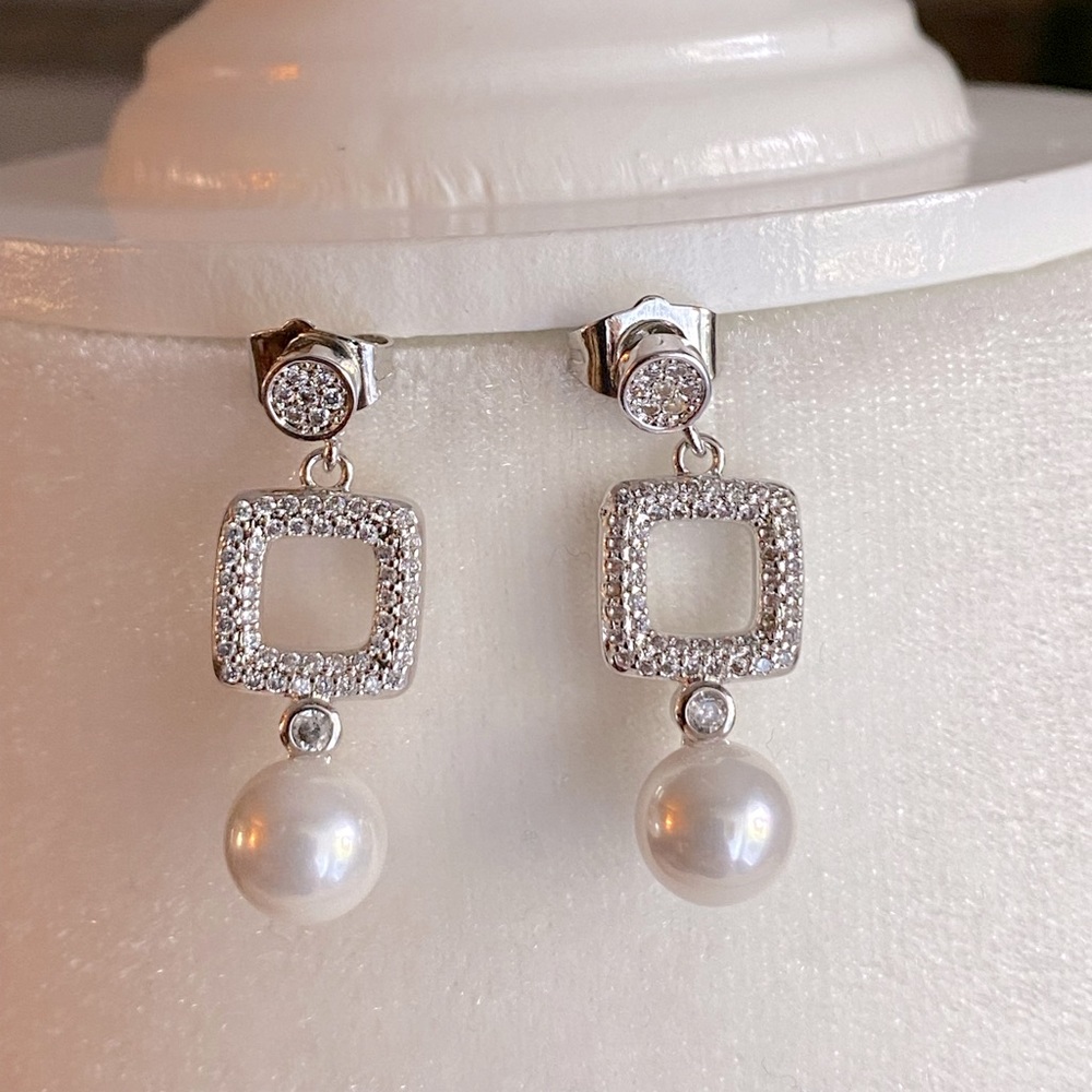 Fresh water Pearl Earrings ❤️